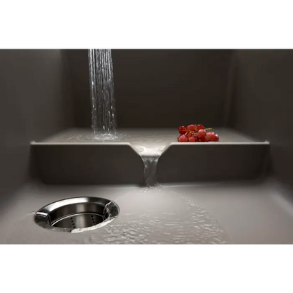 Close up of the draining action of the Performa Cascade Sink by Blanco