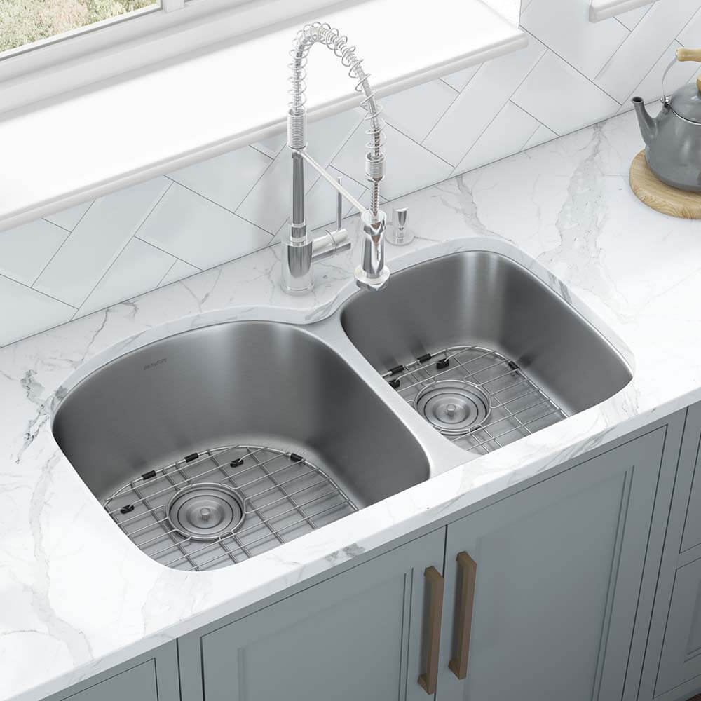 Ruvati 34-inch Undermount 60/40 Double Bowl 16 Gauge Stainless Steel Kitchen Sink - RVM4600