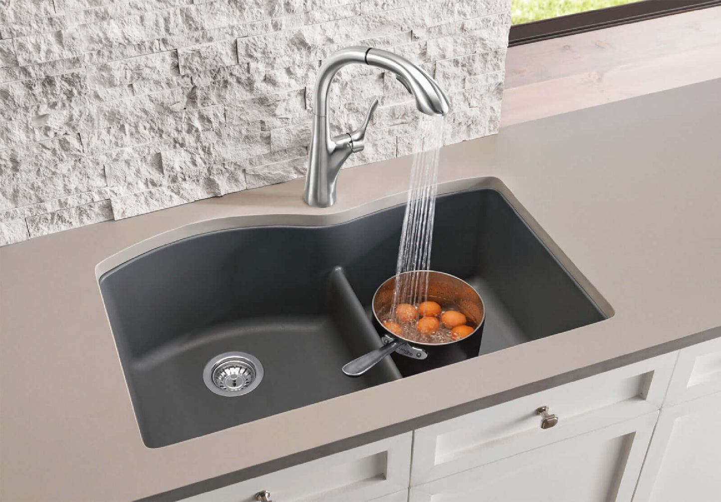 Blanco 32" Diamond 1-3/4 Low Divide Silgranit Kitchen Sink