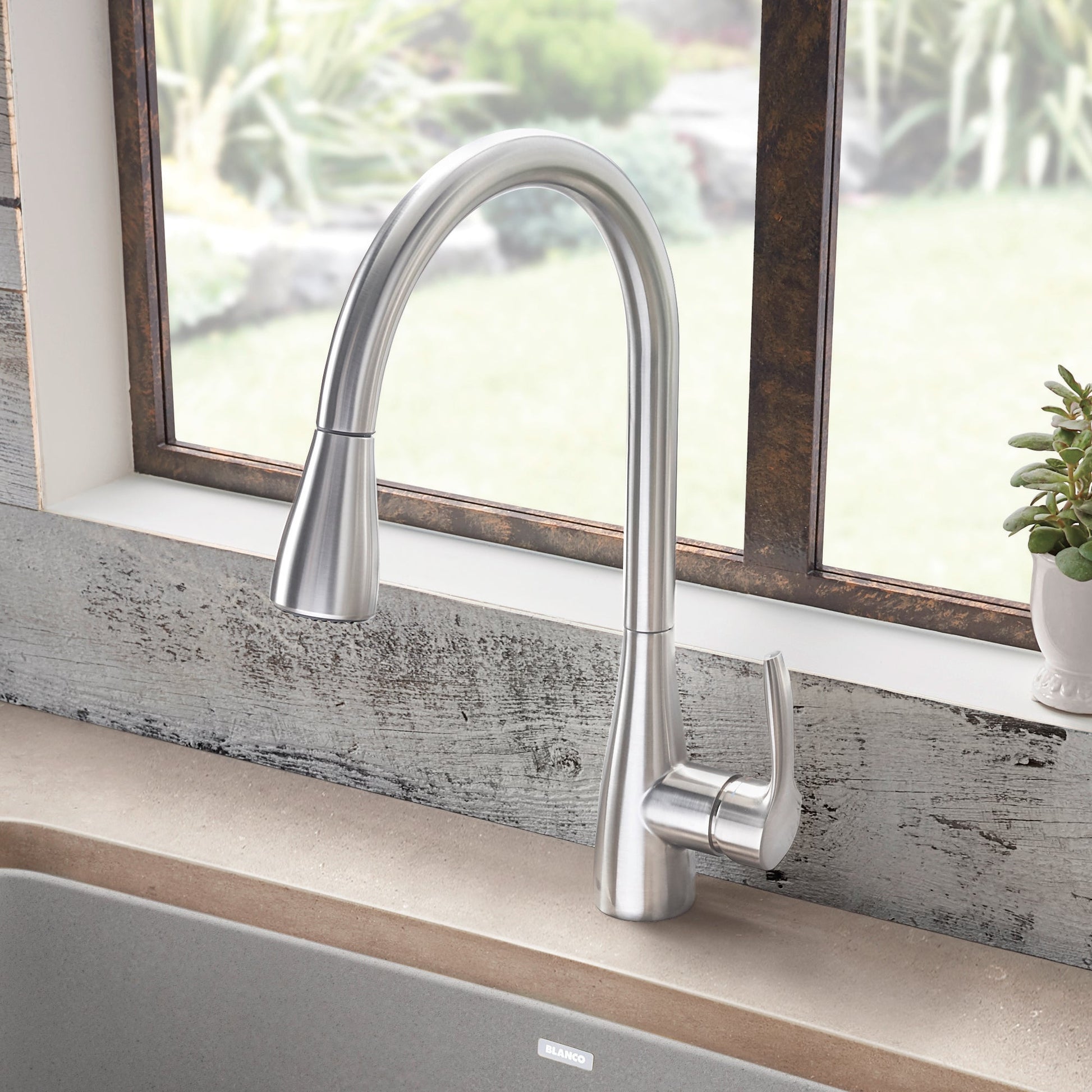 Blanco Atura Pull Down Kitchen Faucet 1.5 GPM