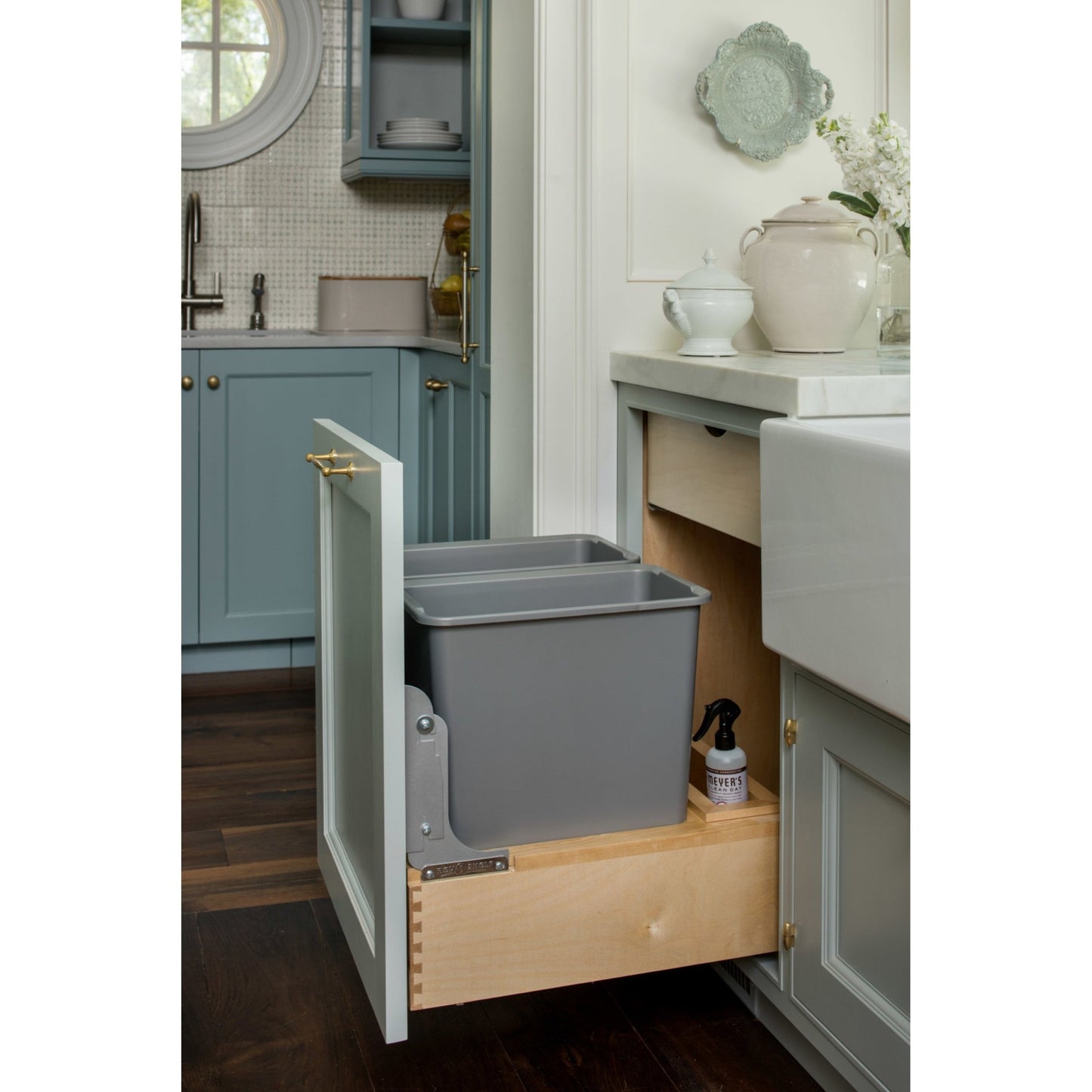 Rev-A-Shelf - Wood Pull Out Trash/Waste Container w/Soft Close - 4WC-24DM2-SC